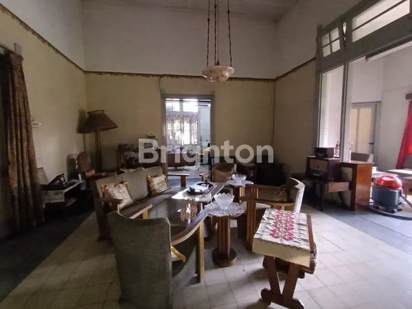 image RUMAH BELANDA DI  PUSAT KOTA MALANG AREA ORO ORO DOWO GUNUNG GUNUNG IJEN SKITARNYA (3)