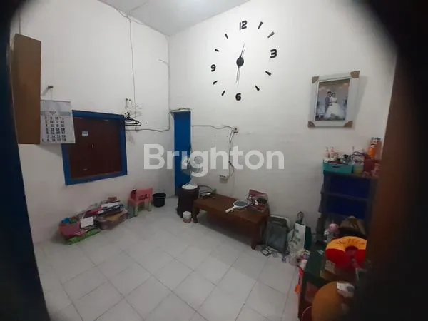 image RUMAH PUSAT KOTA SOLO STRATEGIS DEKAT ALILA (4)