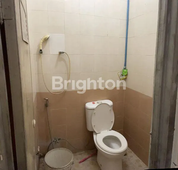 RUKO 4 LANTAI JALAN KEDUNGDORO SURABAYA