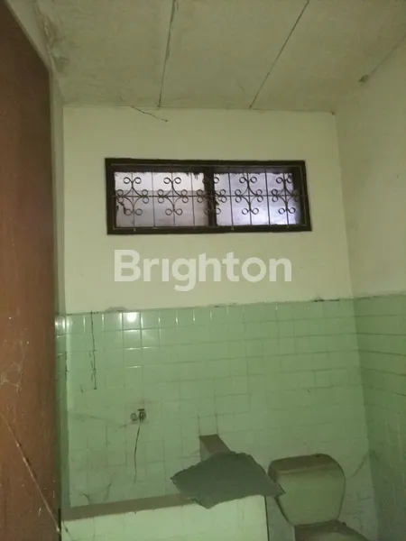 image RUMAH SURABAYA BARAT - LOKASI STRATEGIS (2)