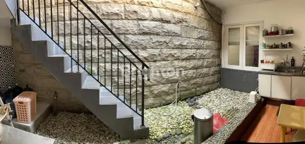 image RUMAH MEWAH PAKUWON INDAH VILLA VALENSIA (6)