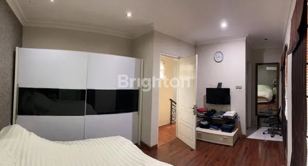 image RUMAH MEWAH PAKUWON INDAH VILLA VALENSIA (3)