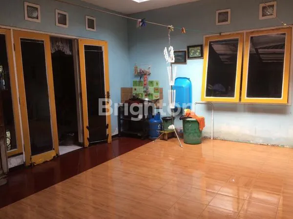 image DIJUAL RUMAH 1½ LANTAI DI DELTASARI  (3)