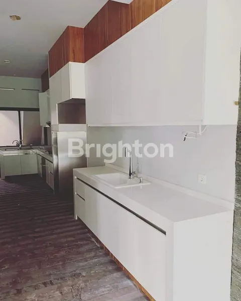 image RUMAH MARGOREJO INDAH (5)