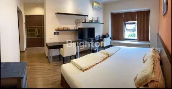 image RUMAH LUX GRAHA FAMILI FAVORIT DEKAT WIYUNG, PAKUWON MALL (5)