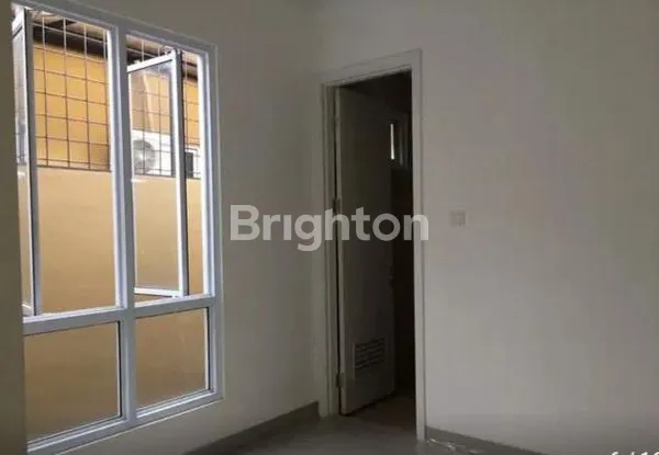 image RUMAH CANTIK 2LANTAI CLUSTER KARELIA VILLAGE GADING SERPONG TANGERANG (5)