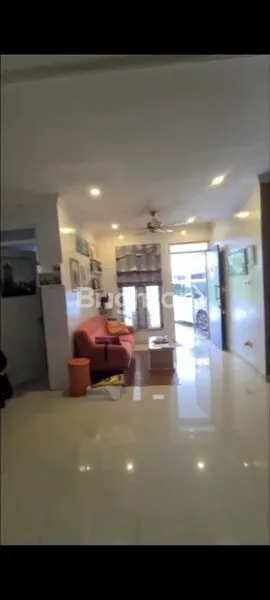 image TURUN HARGA RUMAH MEWAH 3 LANTAI 2.2M JADI 1.89M NEGO (2)