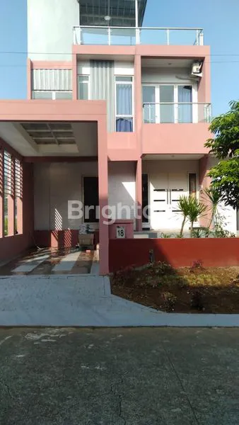 RUMAH CANTIK SENTUL CITY, CLUSTER SANTORINI, BOGOR