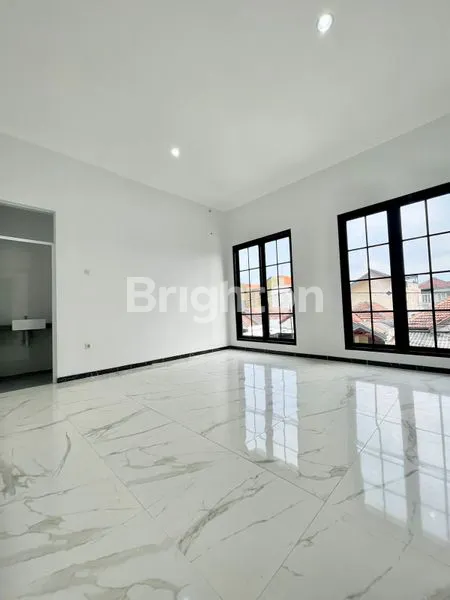 image RUMAH 2 LT BARU GRESS DI NIRWANA EKSEKUTIF SURABAYA  (3)