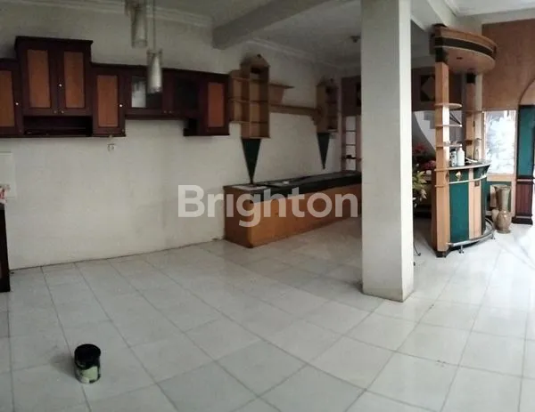 image RUMAH TERAWAT SIAP HUNI TAMAN DARMO INDAH BARAT ASRI DAN NYAMAN (10)