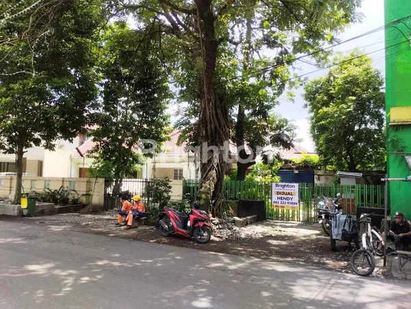 image RUMAH DI JL DR WAHIDIN RAMPAL CELAKET MALANG (2)