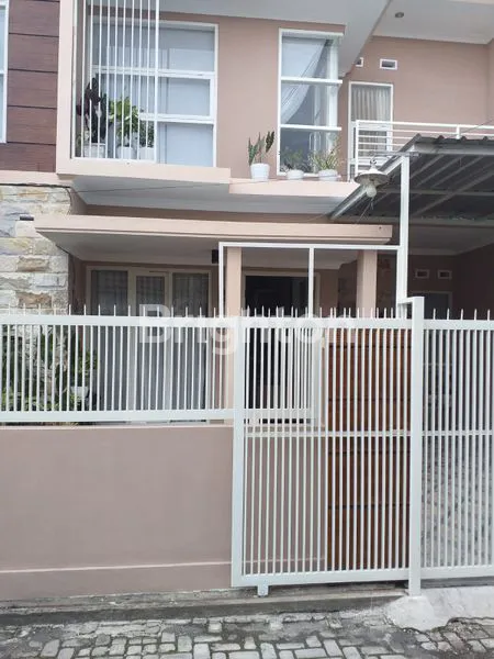 image RUMAH 2 LT DI KAWASAN PERUMAHAN SENGKALING KOTA BATU (1)