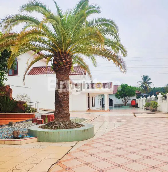 image RUMAH DENGAN FASILITAS HOTEL, 15 MENIT DARI TOL HELVETIA KOTA BINJAI (3)