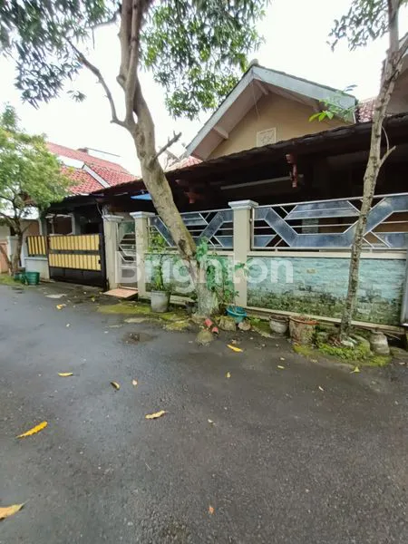 image RUMAH ONE GATE SEMI FURNISHED GANDENG 2 BELAKANG ALANA HOTEL DEKAT FAJAR INDAH (5)