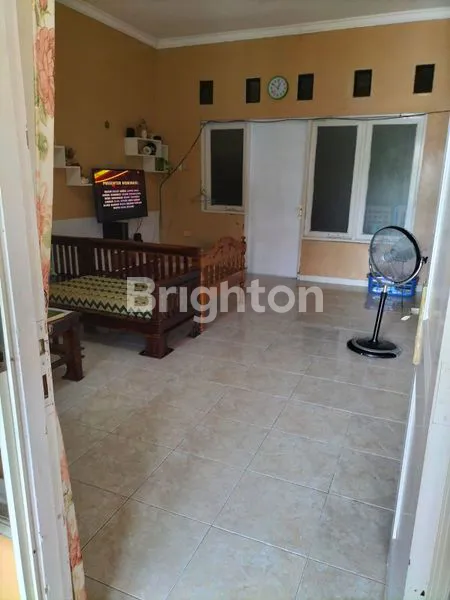 image RUMAH TENGAH KOTA SIDOARJO, 7 MENIT SAJA KE STASIUN SIDOARJO (1)