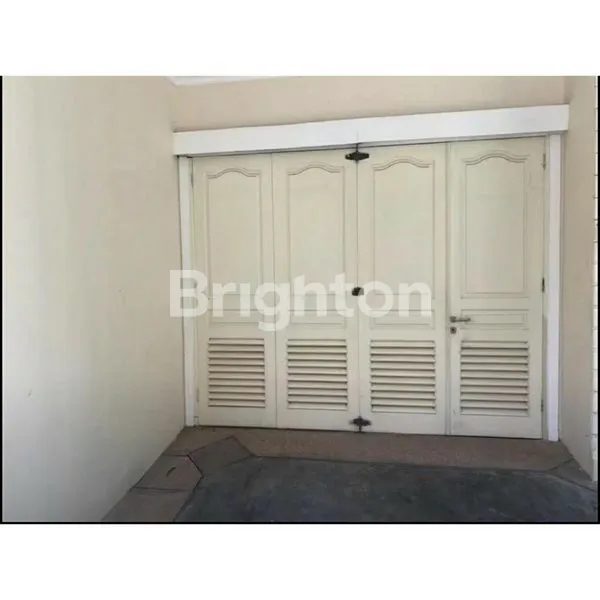 image RUMAH 2LANTAI REGENCY 21 MODERN MINIMALIS LANTAI MARMER (5)