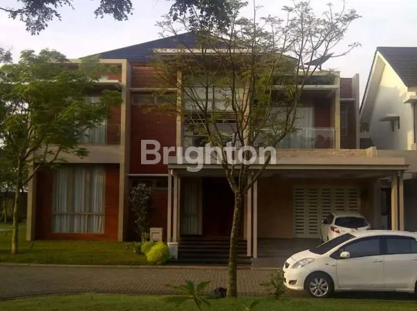 image RUMAH CANTIK DI FORESTA  (1)