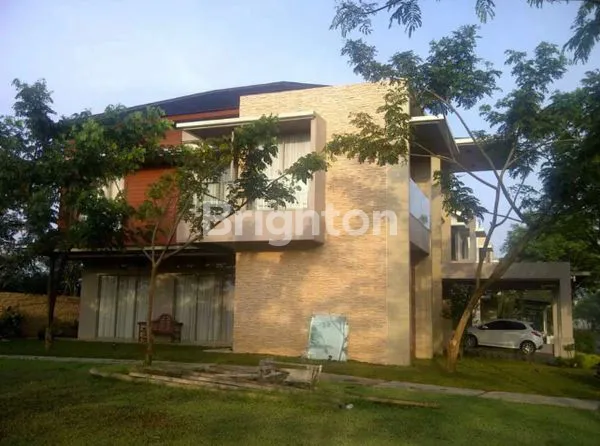 image RUMAH CANTIK DI FORESTA  (2)