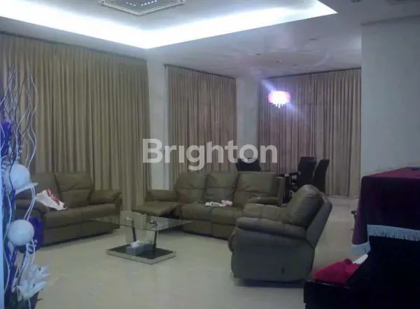 image RUMAH CANTIK DI FORESTA  (3)