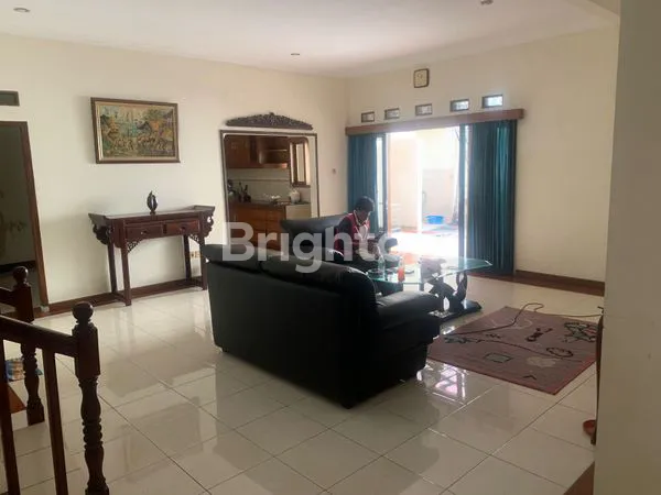 image RUMAH ASRI LUAS SEKELIMUS UTARA BATUNUNGGAL BANDUNG (5)