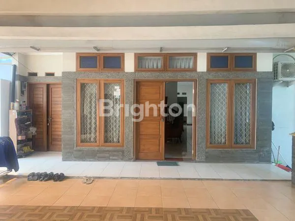 image RUMAH ASRI LUAS SEKELIMUS UTARA BATUNUNGGAL BANDUNG (1)