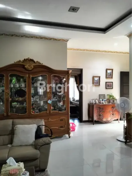 image CITRALAND RUMAH HOOK 2 LANTAI MEWAH STRATEGIS NYAMAN ASRI (2)