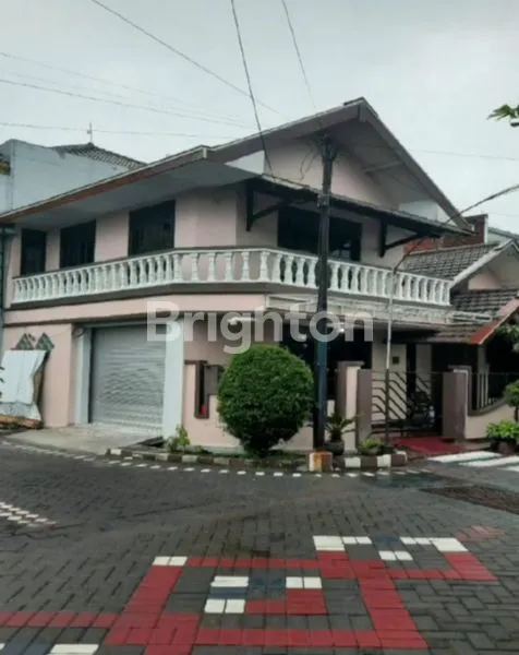 image RUMAH ASRI DUA LANTAI DI PERUMAHAN GRIYA ALAM HIJAU (2)