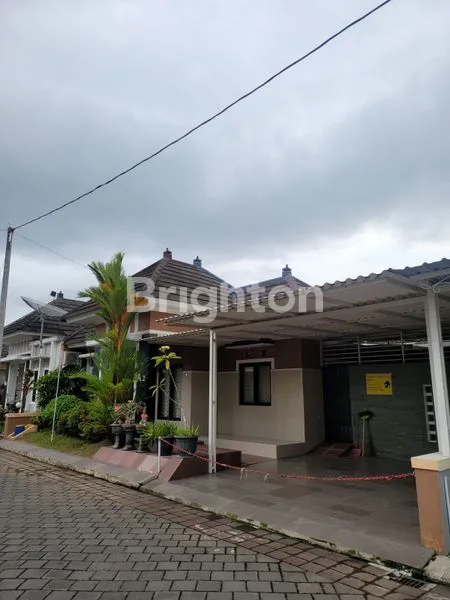 image RUMAH CANTIK DLM CLUSTER DEKAT STADION MAGUWO (2)