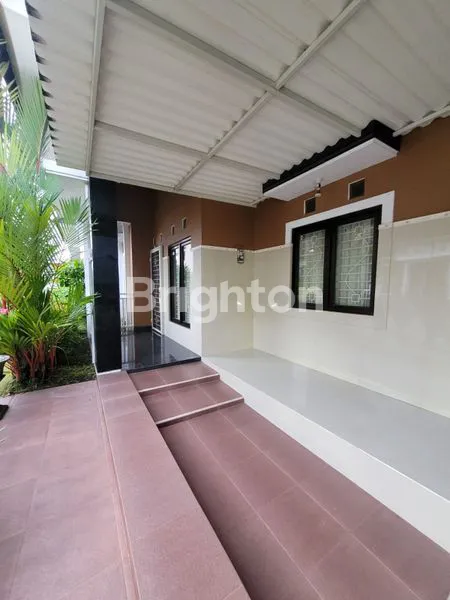 image RUMAH CANTIK DLM CLUSTER DEKAT STADION MAGUWO (4)