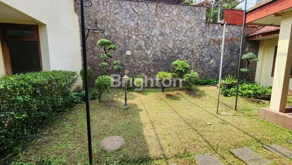image RUMAH SIAP HUNI DI TAMAN PRAPEN INDAH SURABAYA DEKAT RAYA JEMURSARI (2)