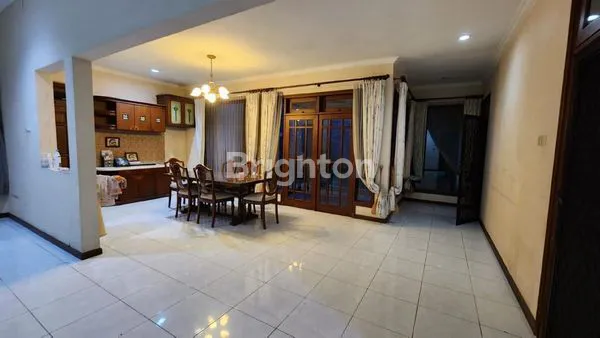 image RUMAH SIAP HUNI DI TAMAN PRAPEN INDAH SURABAYA DEKAT RAYA JEMURSARI (7)