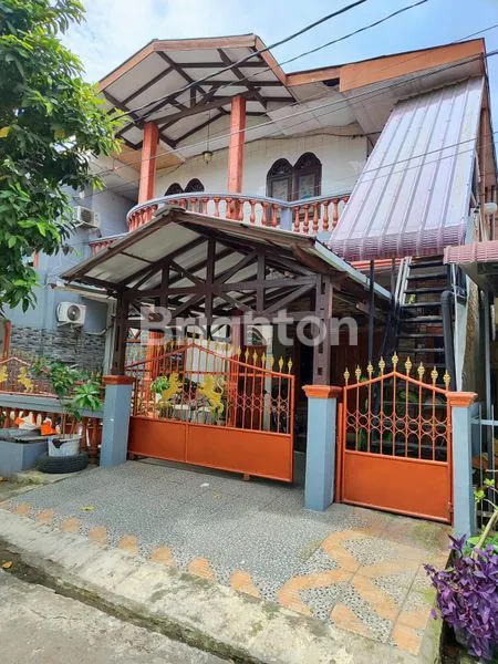 image RUMAH LUAS DI MEDAN TIMUR, 200 METER KE JALAN PROF HM YAMIN (2)