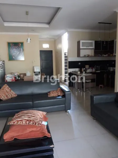 image RUMAH 2 LANTAI DI BATUNUNGGAL (5)