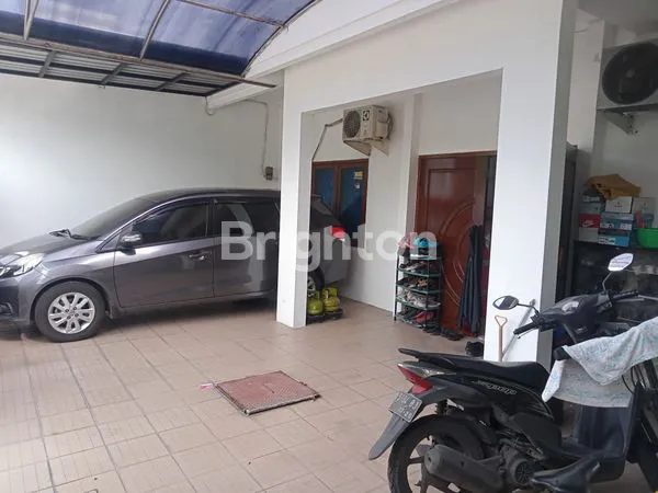 image RUMAH 2 LT FURNISHED KOMERSIAL AREA DI RUNGKUT MAPAN DEKAT RUNGKUT INDUSTRI SURABAYA (6)