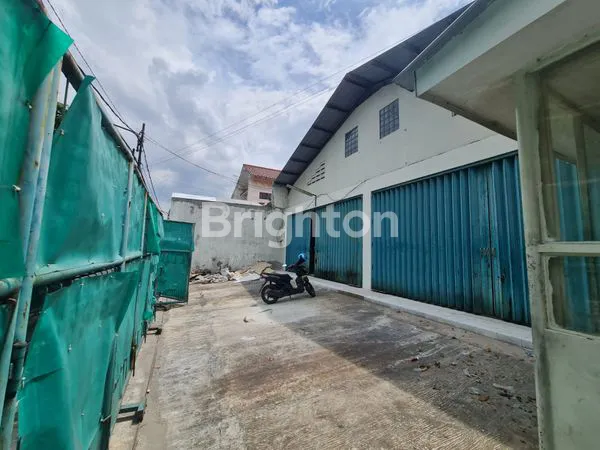 image GUDANG SIAP PAKAI DI RUNGKUT ASRI UTARA SURABAYA  (3)