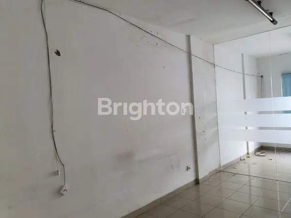 image RUKO 3 LANTAI SIAP HUNI  DI AREA STRATEGIS JALAN TEUKU UMAR DENPASAR (6)