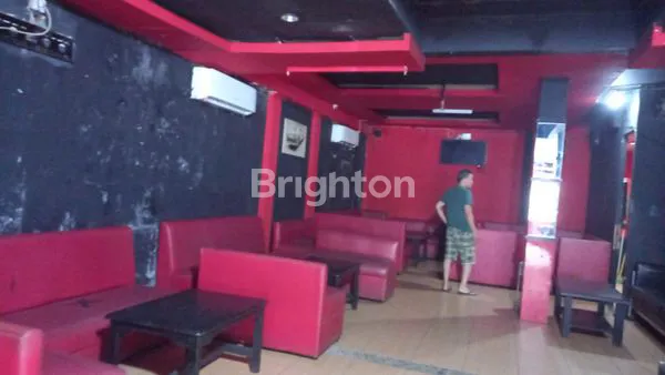 RUKO  3 LANTAI  FULL FURNISH BONUS 1  LANTAI  DI ATAS