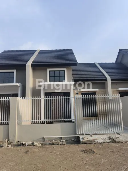 image RUMAH NOL RAYA OERR HANYA 15 MENIT KE RUNGKUT (2)