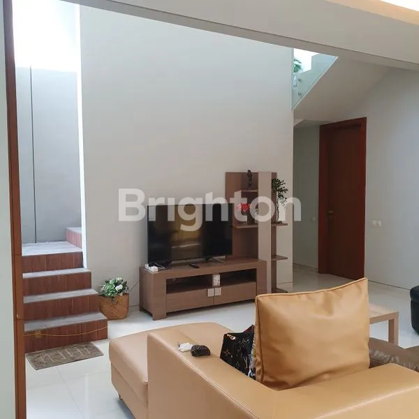 image DISEWAKAN!RUMAH DI VBR PAKUWON INDAH (6)