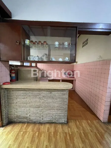 image RUMAH JL CIPAGANTI LOKASI STRATEGIS KOTA BANDUNG (3)