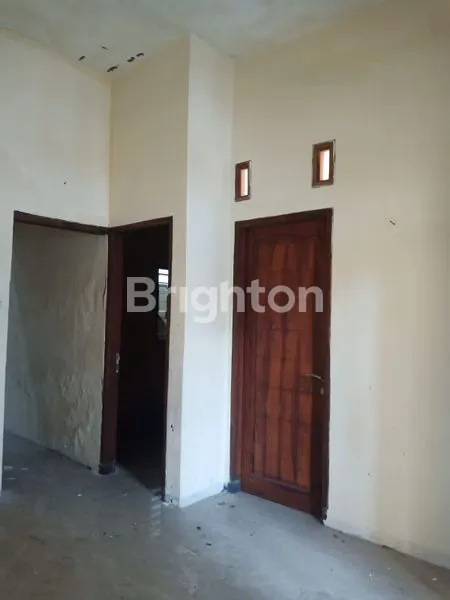 image RUMAH PERLU RENOVASI.1 LANTAI.ATAS SUDAH DI DEK.SIDOKARE INDAH.SIDOARJO. (2)