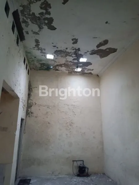 image RUMAH PERLU RENOVASI.1 LANTAI.ATAS SUDAH DI DEK.SIDOKARE INDAH.SIDOARJO. (3)