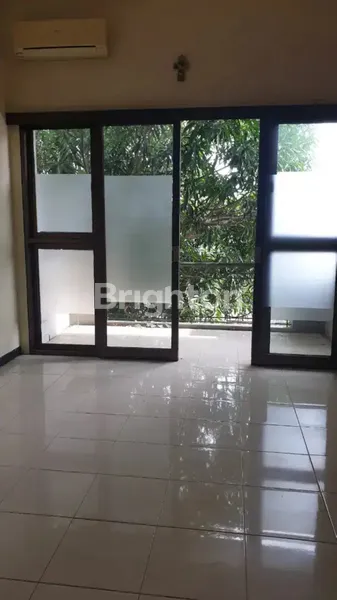 image DIJUAL RUMAH CENTRAL PARK MULYOSARI SIAP HUNI TRWT DEKAT KAMPUS ITS, GALAXY MALL (4)