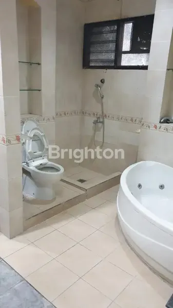 image DIJUAL RUMAH CENTRAL PARK MULYOSARI SIAP HUNI TRWT DEKAT KAMPUS ITS, GALAXY MALL (7)