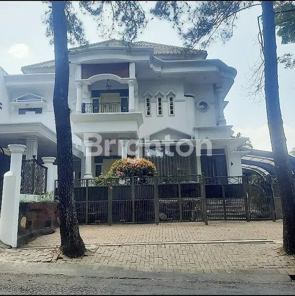 image RUMAH RIVERSIDE SIAP HUNI. LINGKUNGAN NYAMAN TENANG. LUAS & MEWAH. (1)