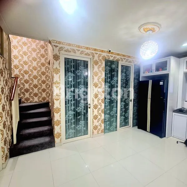 image RUMAH AESTHETIC DI GRAND ISLAND SURABAYA SEMI FURNISH  (1)