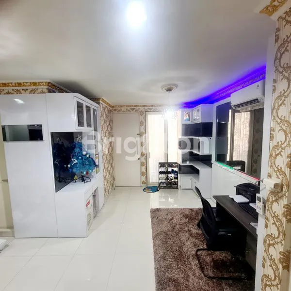 image RUMAH AESTHETIC DI GRAND ISLAND SURABAYA SEMI FURNISH  (2)