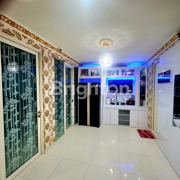 image RUMAH AESTHETIC DI GRAND ISLAND SURABAYA SEMI FURNISH  (4)