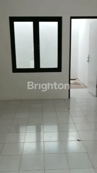 image RUMAH DISEWAKAN SIAP HUNI BARU RENOVASI GUNUNG ANYAR WIGUNA RUNGKUT SURABAYA (7)