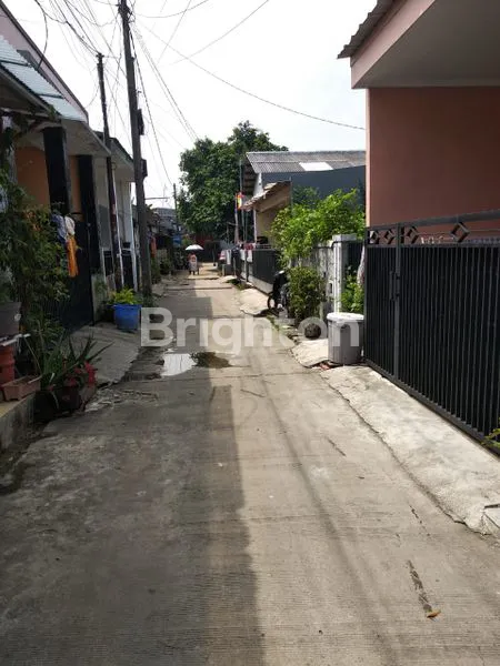 image RUMAH HITUNG TANAH DI PERUMNAS BEKASI  (3)